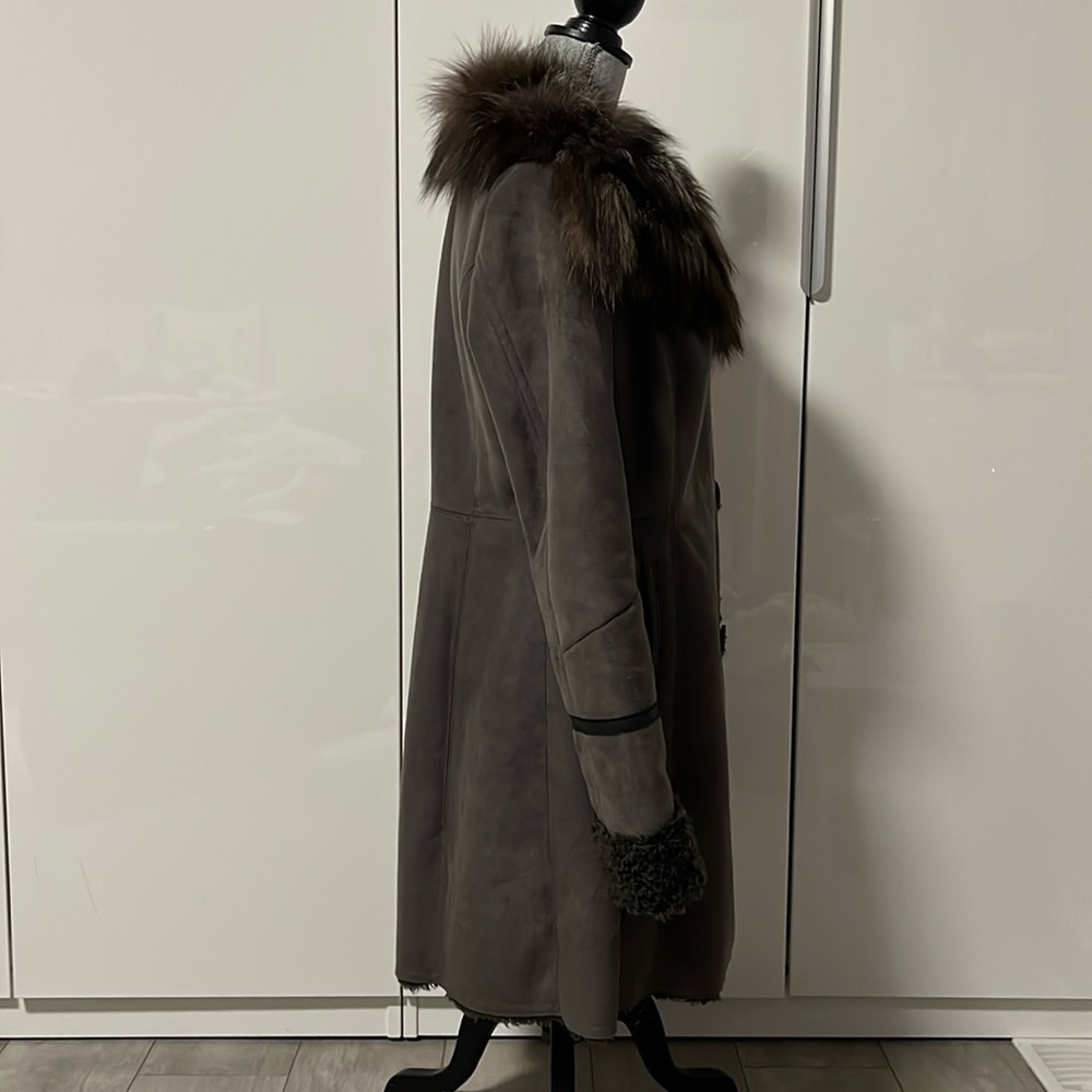 NWOT LAUNDRY Faux Shearling and Fur Coat Taupe, Size M - Picture 4 of 13